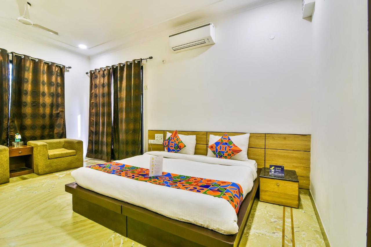 Fabhotel Rallkmas Cyber City Gurgaon Buitenkant foto